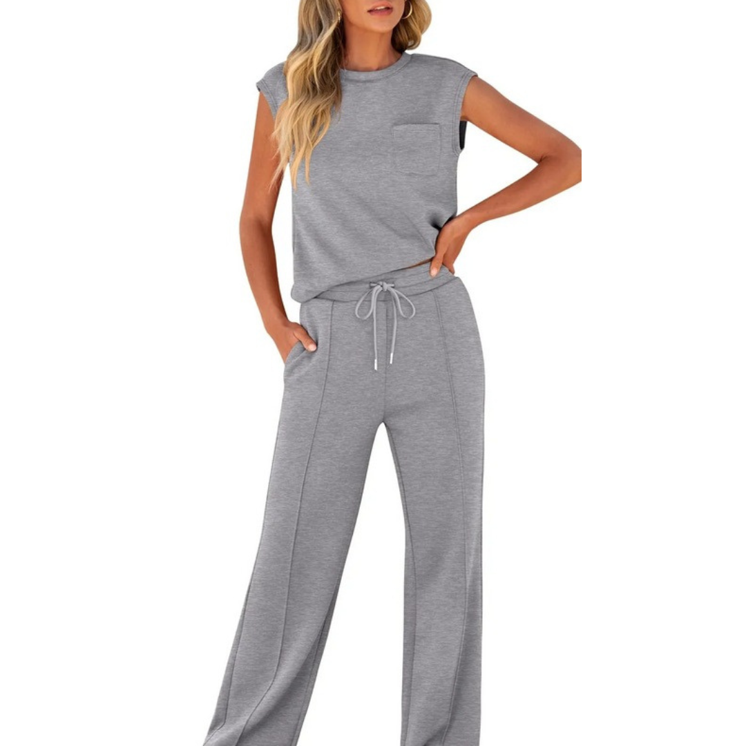 Kamila | Two-Piece Sleeveless Top and Trousers with Waist Drawstring
