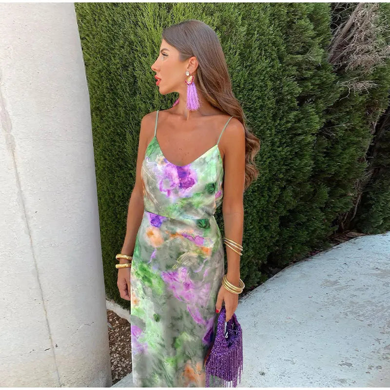 Anisten – Stylish Halo-Dye Maxi Dress with Detachable Shawl