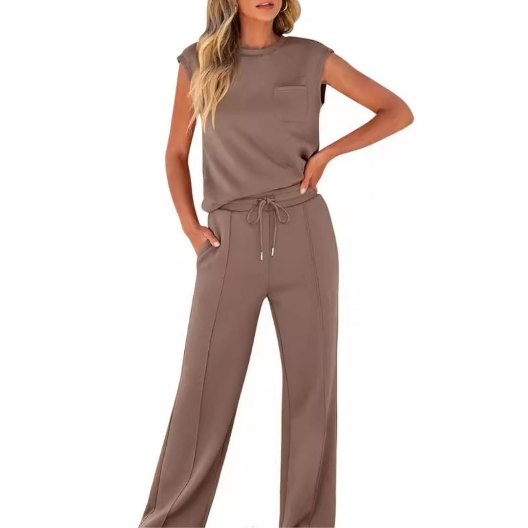 Kamila | Two-Piece Sleeveless Top and Trousers with Waist Drawstring