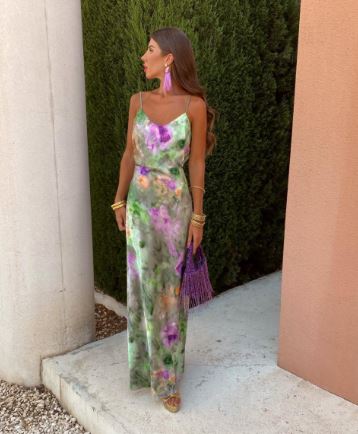 Anisten – Stylish Halo-Dye Maxi Dress with Detachable Shawl