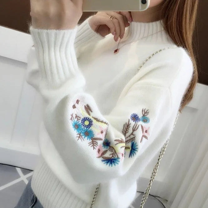 SASKIA | Cozy Thick Cotton Knit Sweater with Floral Embroidery