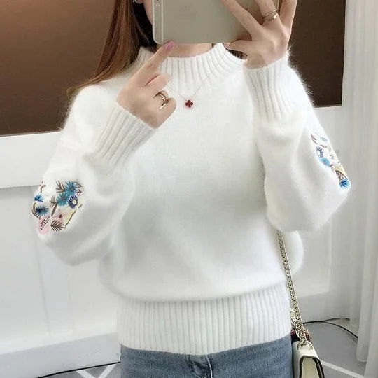 SASKIA | Cozy Thick Cotton Knit Sweater with Floral Embroidery