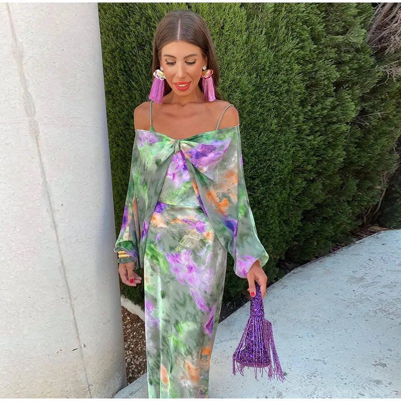 Anisten – Stylish Halo-Dye Maxi Dress with Detachable Shawl