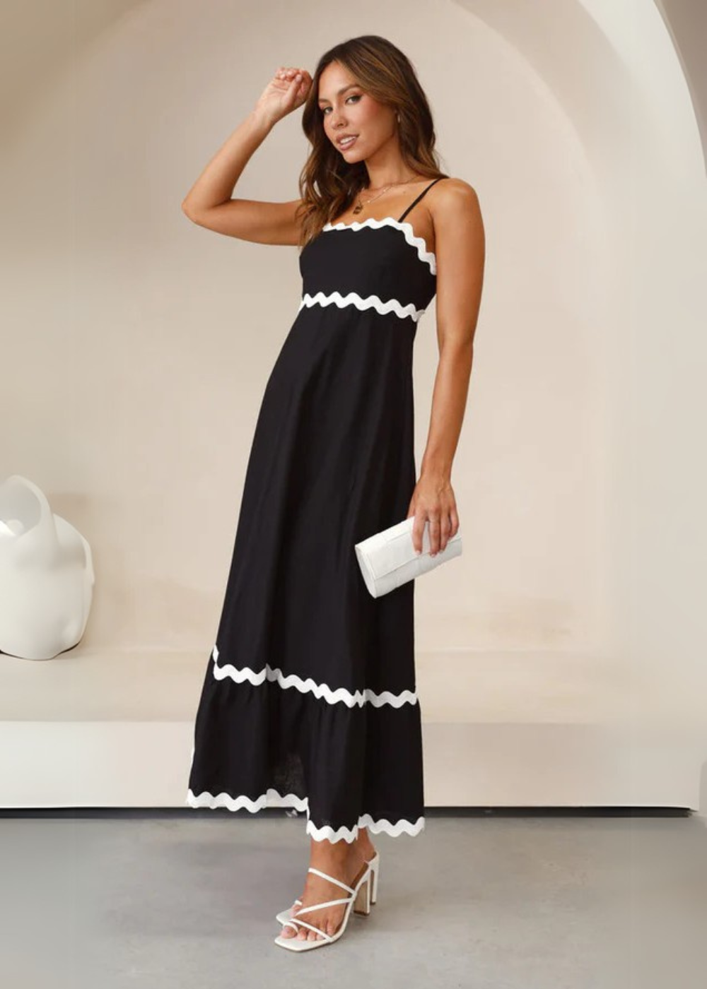 Dana - Beautiful and Airy Summer Dress