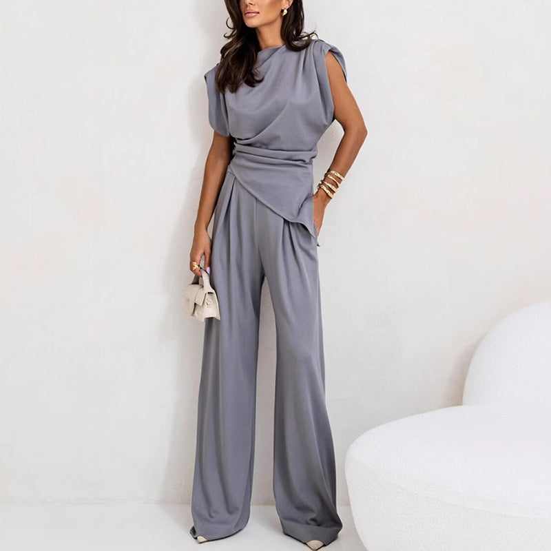 Gillian - Elegant and Stylish Set